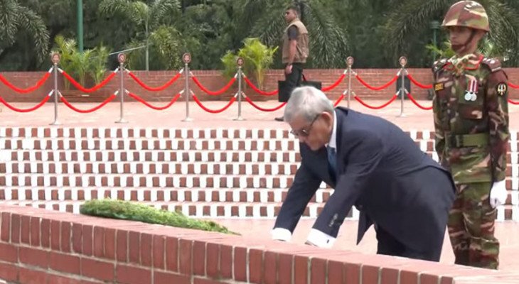 জাতীয় স্মৃতিসৌধে নবনির্বাচিত রাষ্ট্রপতির শ্রদ্ধা নিবেদন